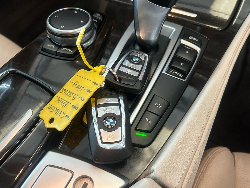 BMW 5 Series 520d Luxury - U11195