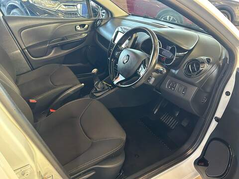 Renault Clio TCe Dynamique Nav - U11197