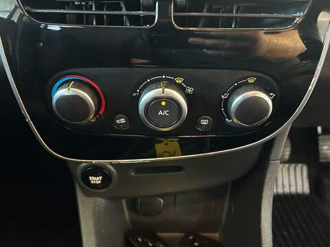 Renault Clio TCe Dynamique Nav - U11197