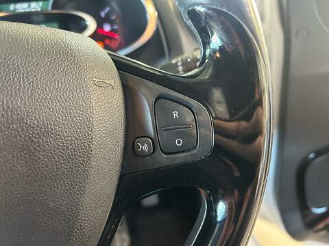 Renault Clio TCe Dynamique Nav - U11197