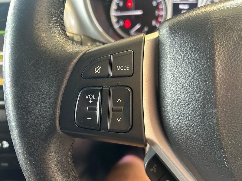 Suzuki Vitara SZ-T - U11199