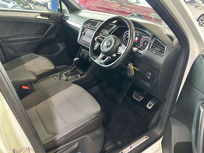 Volkswagen Tiguan TDI R-Line - U11207