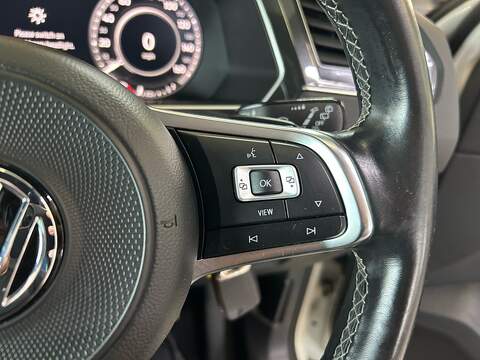 Volkswagen Tiguan TDI R-Line - U11207