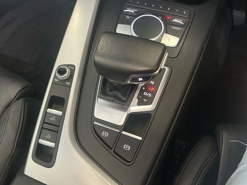 Audi A5 Cabriolet TFSI Sport - U11219