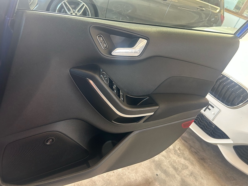 2017 2017 FORD FIESTA