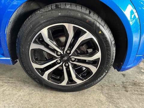 Ford Puma 1.0T EcoBoost MHEV ST-Line SUV 5dr Petrol Manual Euro 6 (s/s) (125 ps) - U9567