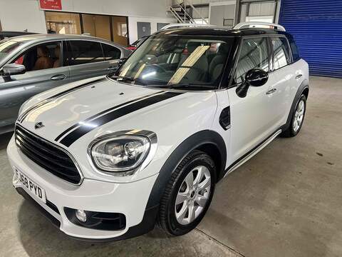 MINI Countryman Cooper - U9614