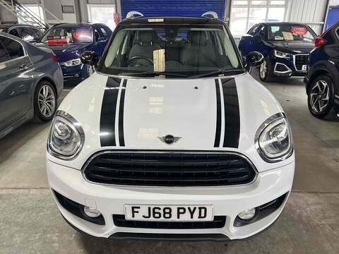 MINI Countryman Cooper - U9614