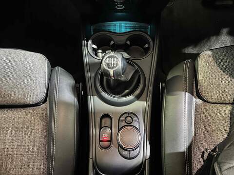 MINI Countryman Cooper - U9614