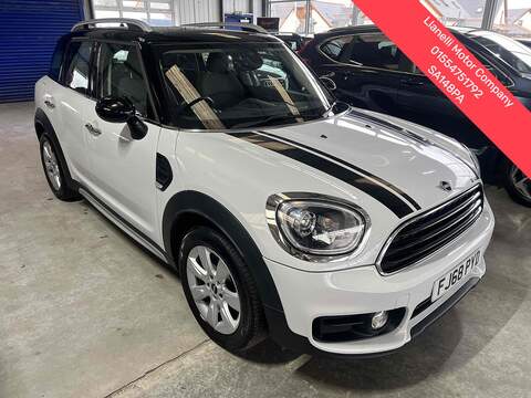 MINI Countryman Cooper - U9614