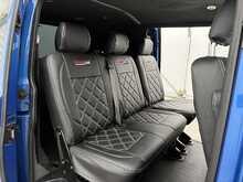 Volkswagen Transporter BiTDI T32 Highline - U7142