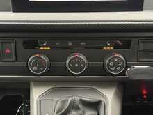 Volkswagen Transporter BiTDI T32 Highline - U7142