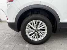 Volkswagen T-Roc TSI Life - U7217