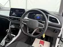 Volkswagen T-Roc TSI Life - U7217