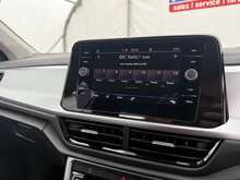 Volkswagen T-Roc TSI Life - U7217