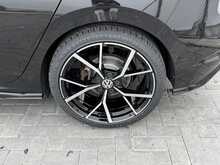 Volkswagen Golf TSI R-Line - U7223