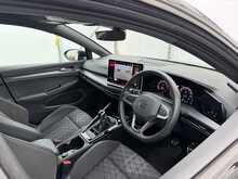 Volkswagen Golf TSI R-Line - U7223