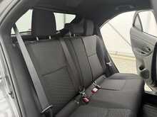 Toyota Yaris Cross VVT-h Design - U7225