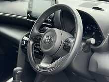 Toyota Yaris Cross VVT-h Design - U7225
