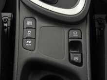 Toyota Yaris Cross VVT-h Design - U7225