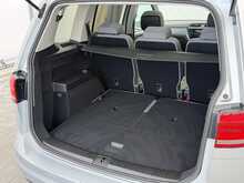 Volkswagen Touran TSI EVO SE Family - U7227