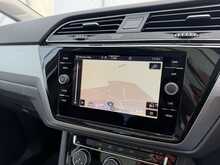 Volkswagen Touran TSI EVO SE Family - U7227