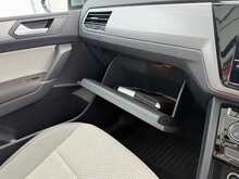 Volkswagen Touran TSI EVO SE Family - U7227