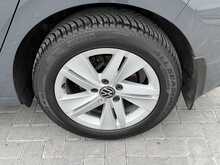 Volkswagen Golf TDI Life - U7241
