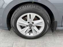 Volkswagen Golf TDI Life - U7241
