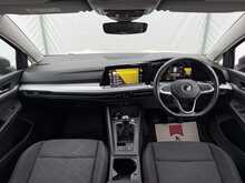 Volkswagen Golf TDI Life - U7241