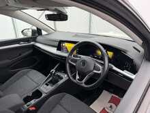 Volkswagen Golf TDI Life - U7241