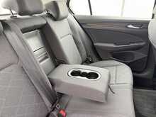 Volkswagen Golf TDI Life - U7241