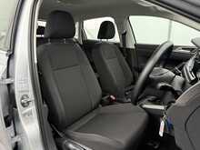 Volkswagen Polo TSI SE - U7273