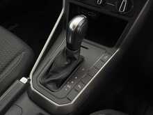 Volkswagen Polo TSI SE - U7273