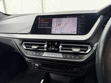 BMW 1 Series  - U7275