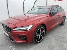Volvo V60 B4 MHEV Plus - U7276