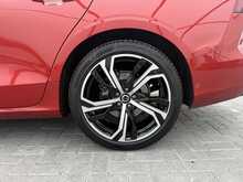 Volvo V60 B4 MHEV Plus - U7276
