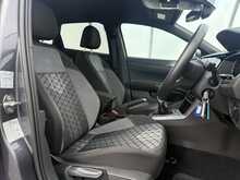 Volkswagen Taigo TSI R-Line - U7277