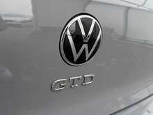 Volkswagen Golf TDI GTD - U7278
