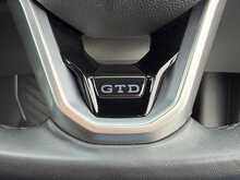 Volkswagen Golf TDI GTD - U7278