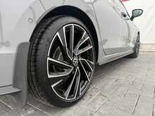 Volkswagen Golf TDI GTD - U7278