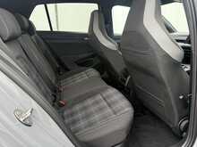 Volkswagen Golf TDI GTD - U7278