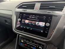 Volkswagen Tiguan rline 1.5TSi DSG - U7288