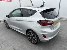 Ford Fiesta T EcoBoost MHEV ST-Line Vignale - U7311