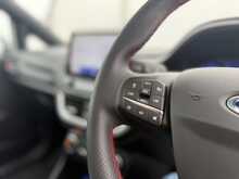 Ford Fiesta T EcoBoost MHEV ST-Line Vignale - U7311