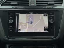 Volkswagen Tiguan TDI R-Line - U7332