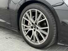 Audi A6 Avant TDI Black Edition - U7353