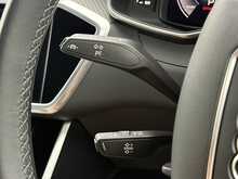 Audi A6 Avant TDI Black Edition - U7353