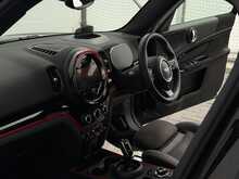 MINI Countryman John Cooper Works - U7358