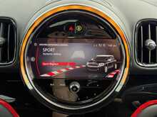 MINI Countryman John Cooper Works - U7358